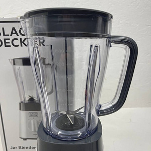 МНОГО! Блендер Black+Decker BXJB500E (7 фото из 10)