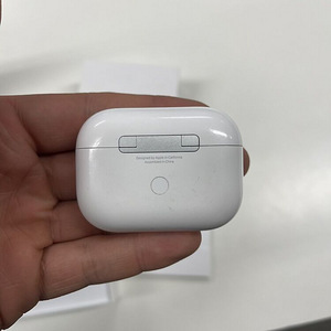LOT! Apple AirPods Pro MagSafe juhtmevabad kõrvaklapid (4 foto / 9)