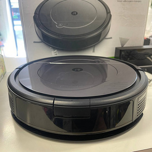 LOT! Pesev Robottolmuimeja Roomba Combo (iRobot) (7 foto / 10)