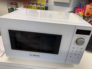 LOT! Mikrolaineahi Bosch FFL023MW0 20 L 800 W (2 foto / 6)
