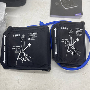 Тонометр Braun ExactFit 5 Connect (5 фото из 10)