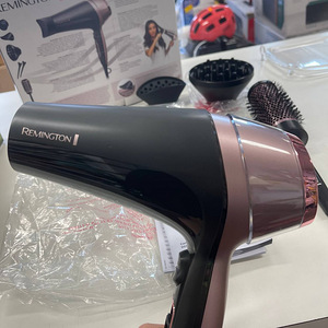 Фен Remington D570 7 2200 Вт (8 фото из 10)