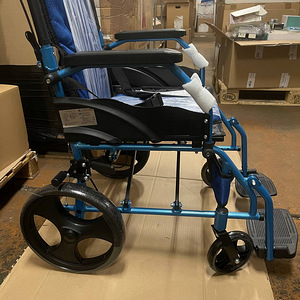 LOT! Mobiclinic, Transit ratastool, Mod Pirámide 46cm (6 foto / 10)