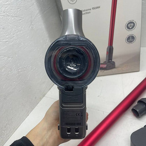 Беспроводной пылесос Xiaomi Roborock H6 Adapt (8 фото из 10)
