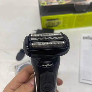 LOT! Braun Series 5s pardel ja trimmer EasyClick Wet&Dry (9 foto / 10)