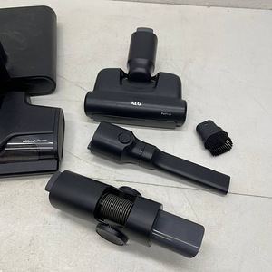 LOT! AEG ANIMAL 8000 AP81AB25UG Juhtmeta tolmuimeja (4 foto / 10)