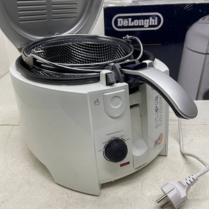 Фритюрница De Longhi F-28211 (6 фото из 10)