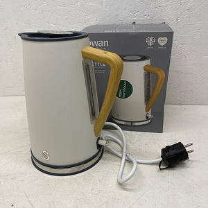 Swan SK14610WHTN Северный чайник, 1,7 л (3 фото из 10)
