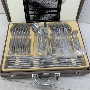 LOT! Pradel Excellence söögiriistade komplekt 84-osaline (7 foto / 10)