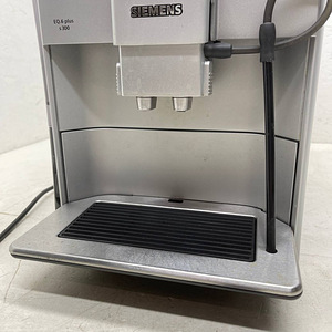 LOT! Siemens EQ.6 Plus s300 TE653501DE Kohvimasin 1500 W (5 foto / 10)