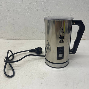 LOT! Bialetti alumiiniumist elektriline piimavahustaja (3 foto / 9)
