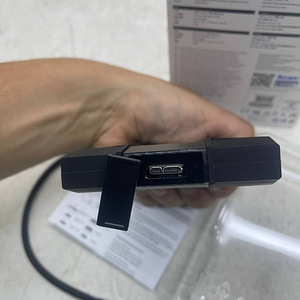 LOT! ADATA HD710 Pro 2 TB, väline kõvaketas (8 foto / 9)