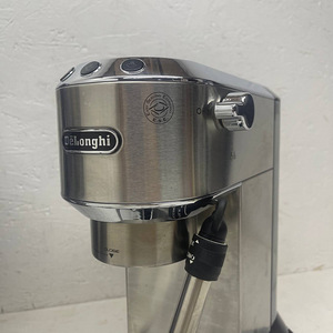 LOT! De'Longhi Dedica Style, espressomasin EC685M (6 foto / 10)