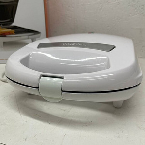 LOT! Tristar SA-3065 Võileivagrill 1300 W Must, Valge (3 foto / 10)