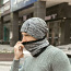 Комплект зимней шапки, шарфа и перчаток для сенсорного экрана (фото #5)