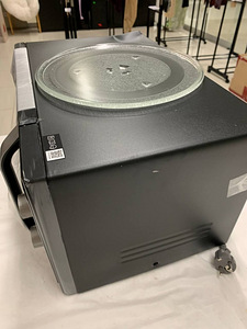 НОВАЯ Микроволновая печь SAMSUNG MS23F300EEK 23л 800Вт (3 фото из 9)