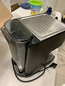 LOT! Beko poolautomaatne CEP5152B: espressomasin (4 foto / 7)