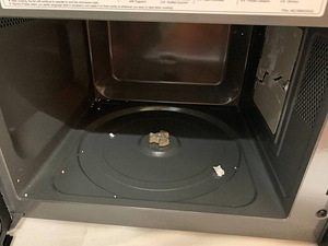 LG MH6535GIS Mikrolaineahi Eraldiseisev 25 L 1000 W (2 foto / 10)