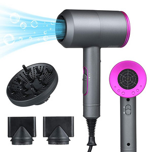 ЛОТ! Фен Qnotici Ionic 2000 W (1 фото из 8)