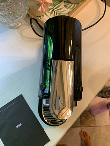 LOT! De'Longhi Nespresso Citiz EN167.B Kapselkohvimasin (2 foto / 6)