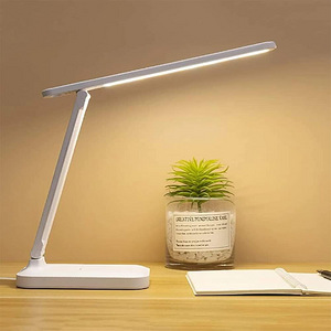 LOT! UUS TRIPLAZEE B15 LED laualamp USB (1 foto / 7)
