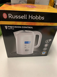 Регулируемый чайник Russell Hobbs 1,7 2200W (6 фото из 7)