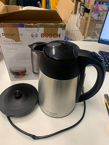 LOT! Bosch TWK3P420 veekeetja 1,7 l 2400 W Must (6 foto / 7)