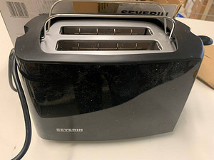 Röster Severin, AT2287 700W (4 фото из 4)