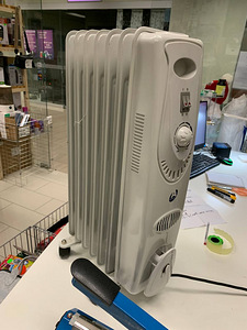 LOT! Õliradiaator A OR05-7 1500W (2 foto / 4)