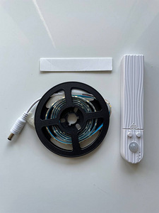 LOT! UUS POPETPOP K1 LED-riba liikumisanduriga, 1 m (3 foto / 3)