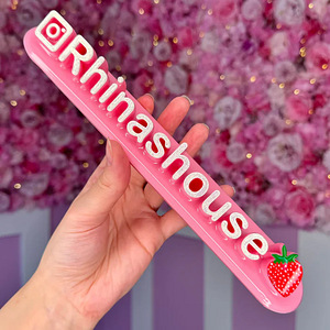 Instagram нэймплейт – Rhinashouse Strawberry Edition (1 фото из 1)