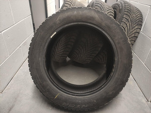 205/55/r16 Pirelli lamell talverehvid (4 foto / 4)