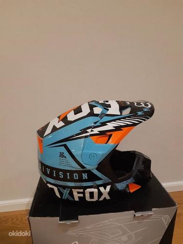 Шлем Fox v2 (фото #2)