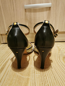 Nagu uued nahast rihmikud Ted Baker, р. 38 (3 foto / 3)