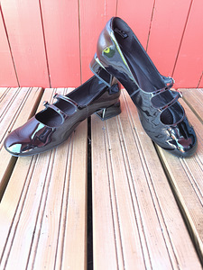 Nagu uued lakknahast kingad Clarks, s. 39,5 (4 foto / 8)