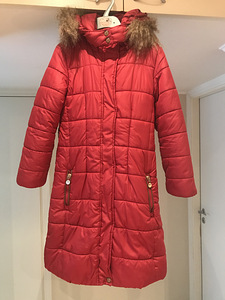 Зимнее пальто для девочки Mayoral (красное) 128 см