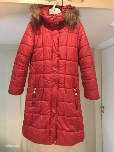 Зимнее пальто для девочки Mayoral (красное) 128 см (фото #1)