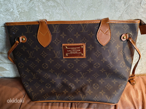 Сумка Louis Vuitton и сумка fila