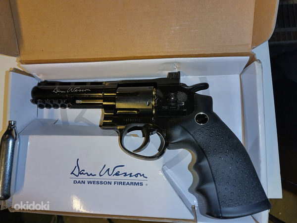 4,5 co2 Dan wesson