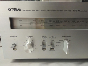 Tuner Yamaha CT-1010 (3 foto / 7)