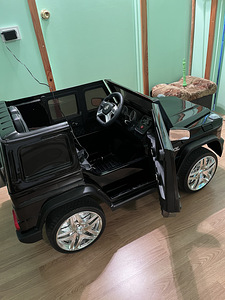 Laste auto Mercedes G65 AMG must (6 foto / 8)