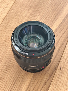 Canon EF 28mm f/1.8 USM (3 foto / 6)