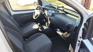 Peugeot Bipper (6 фото из 7)