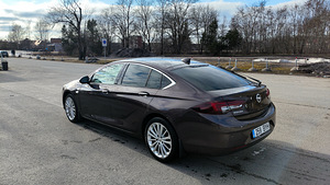 Opel Insignia Grand Sport 2018 (6 foto / 13)