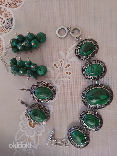 Vintage stiilis malahiidi imitatsiooniga ehete komplekt