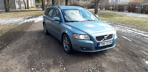 Volvo V50 Momentum 2.0 TD (1 foto / 13)
