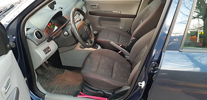 Mazda 2 1.4 TD (7 фото из 13)