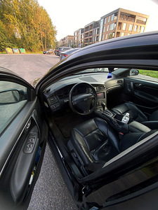 Volvo s60 (7 фото из 9)