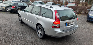 Volvo V50 td 100kw 2005a (3 foto / 13)