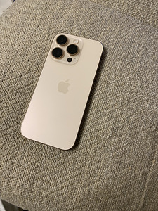 iPhone 16Pro 128gb. Gold (2 foto / 2)